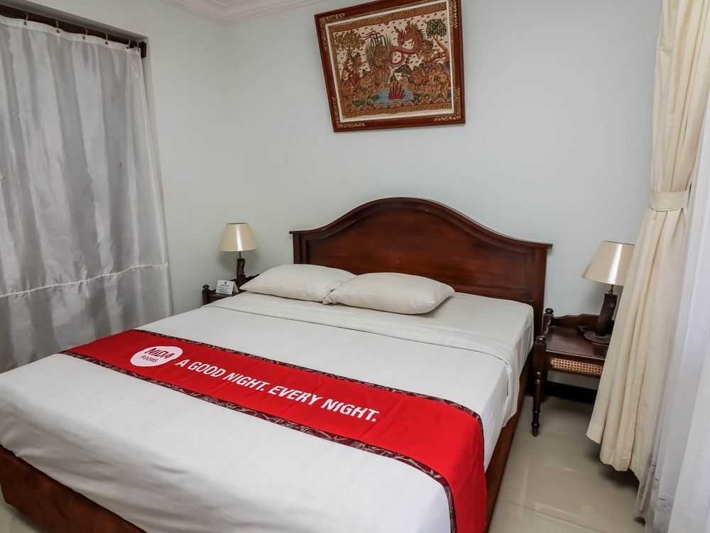 Legian Beach Hotel Kuta Lombok Esterno foto